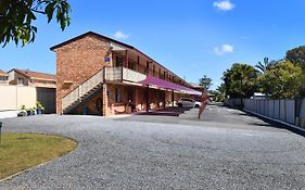 Kennedy Drive Boutique Motel & Nursery- Close To City Centre & Airport